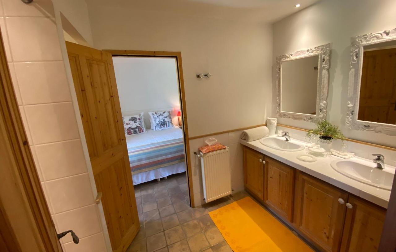 Bed and Breakfast La Ferme De Gigognan Avignon Exterior foto