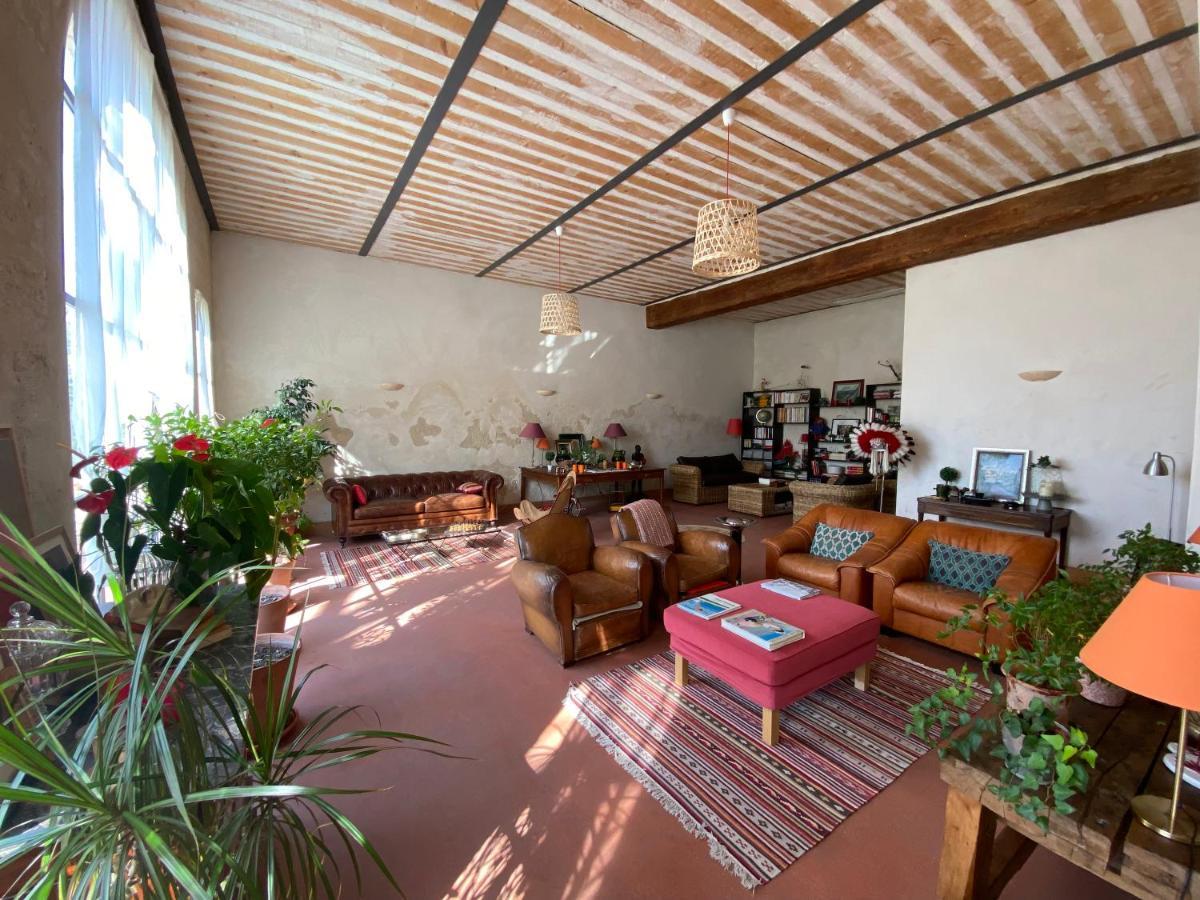 Bed and Breakfast La Ferme De Gigognan Avignon Exterior foto