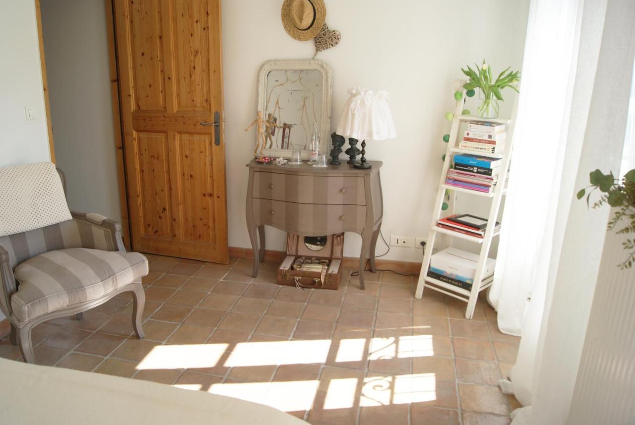Bed and Breakfast La Ferme De Gigognan Avignon Exterior foto