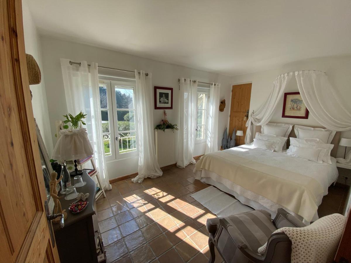 Bed and Breakfast La Ferme De Gigognan Avignon Exterior foto