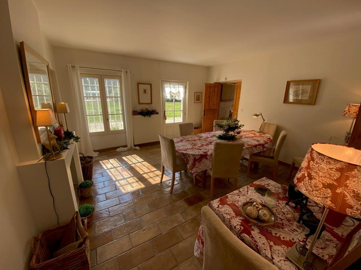 Bed and Breakfast La Ferme De Gigognan Avignon Exterior foto
