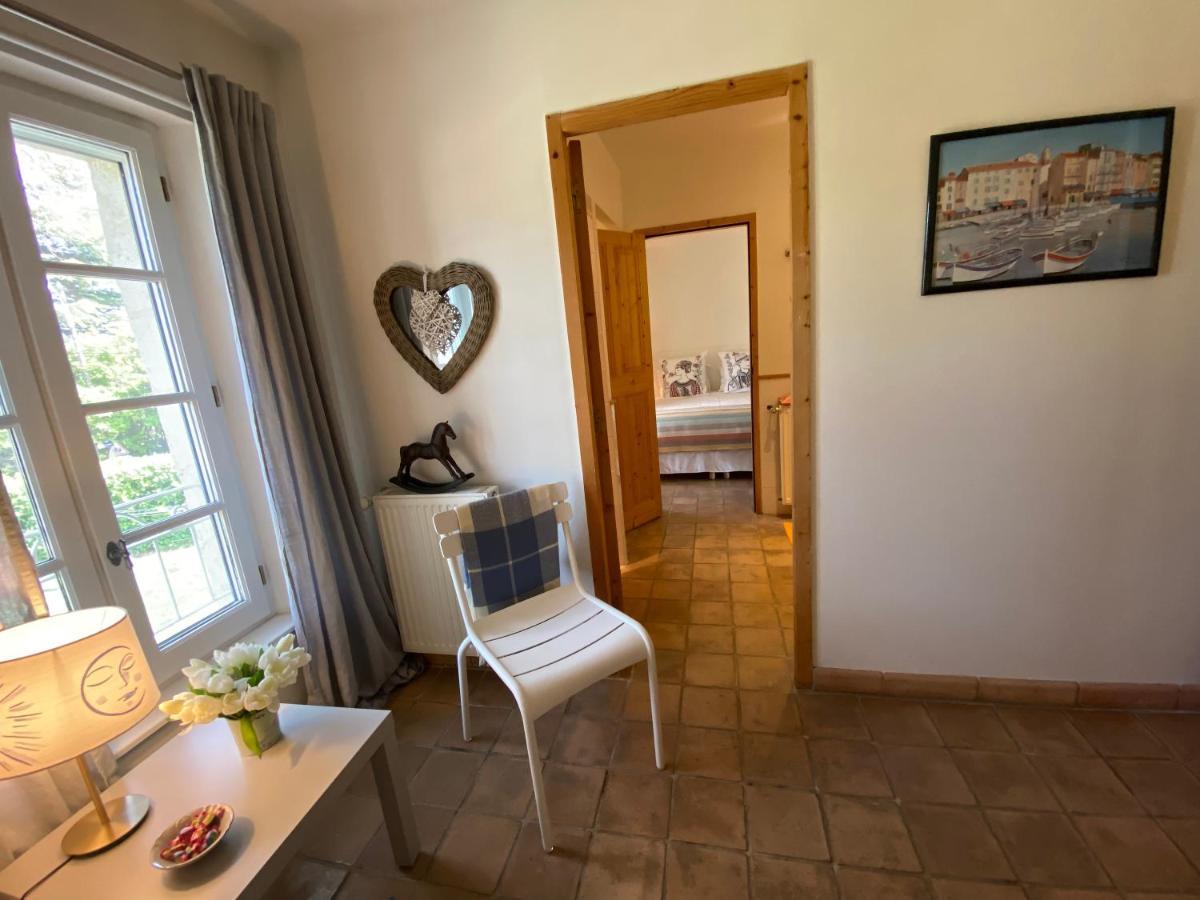 Bed and Breakfast La Ferme De Gigognan Avignon Exterior foto